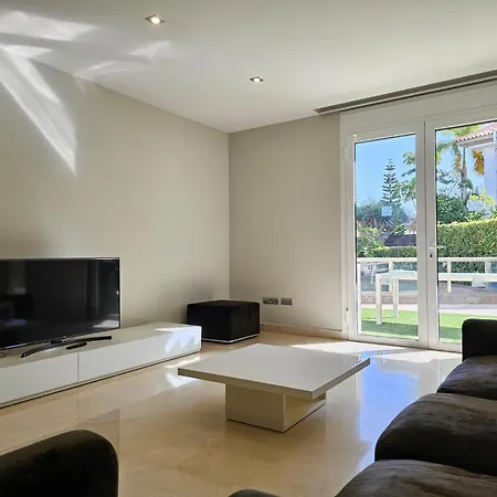 Karat Oasis Del Duque Villa Costa Adeje (Tenerife)